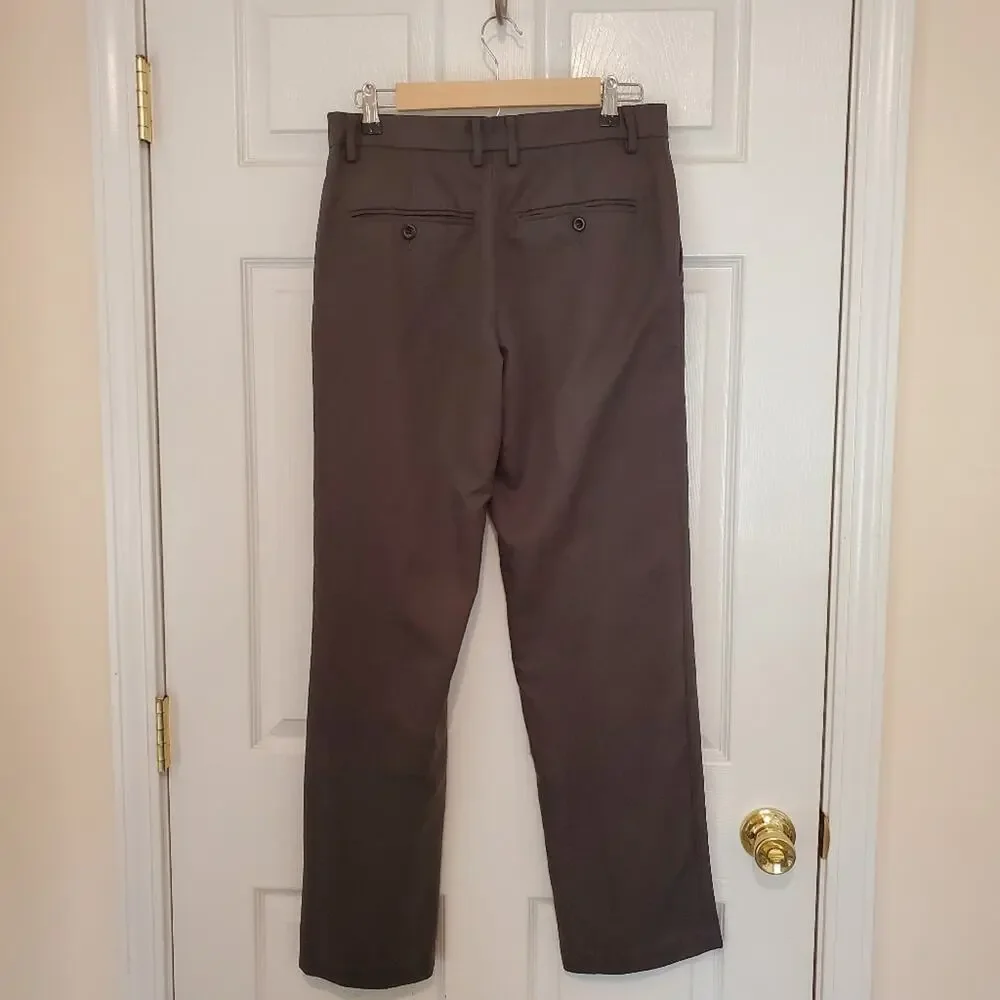 Men's Dockers Straight Fit D2 Dress Pants Size 30 × 32 Dark Gray